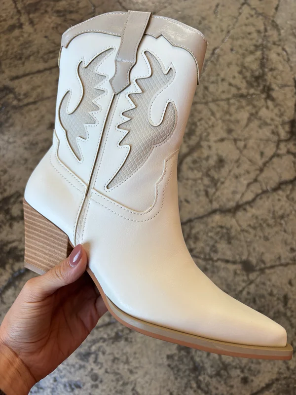 hereditboutique6380312