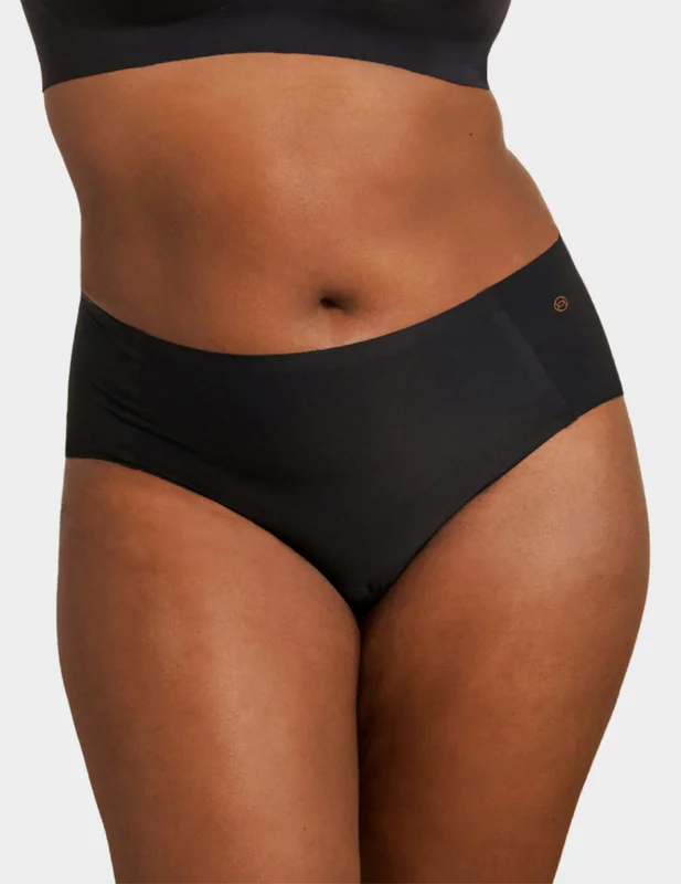 hourglasslingerie6675360