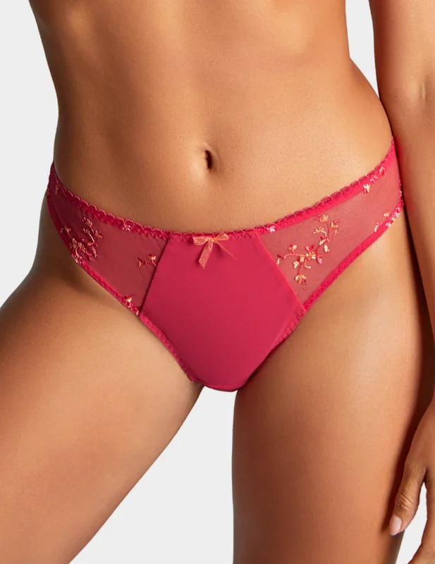 hourglasslingerie6682220