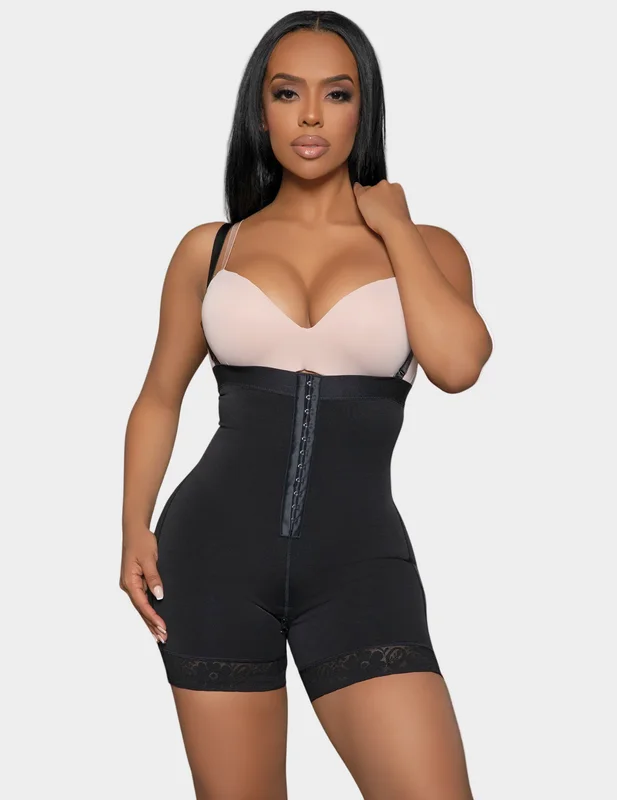 hourglasslingerie6683734
