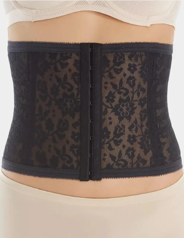 hourglasslingerie6723903