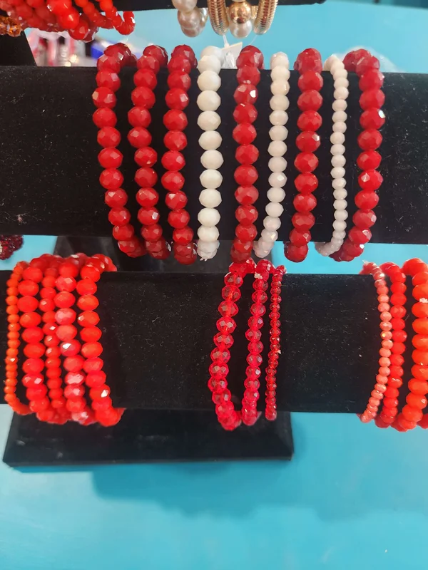 piratesandpearlsboutique6260427