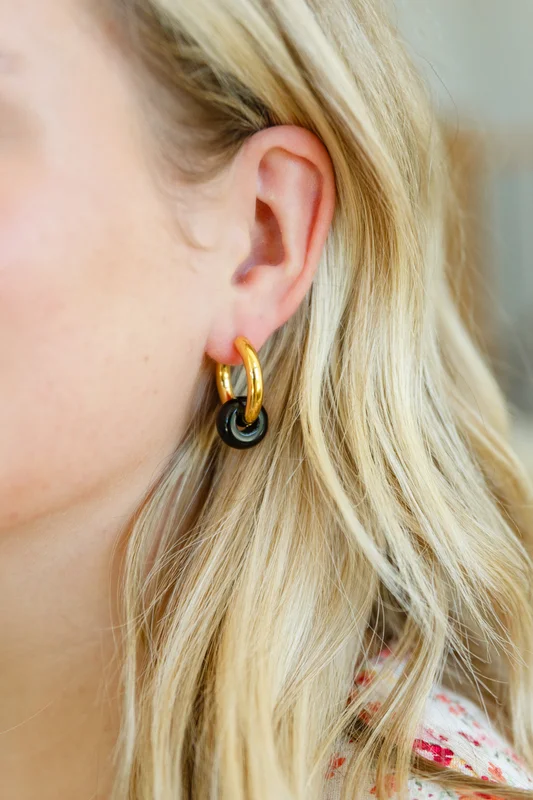 piratesandpearlsboutique6265065