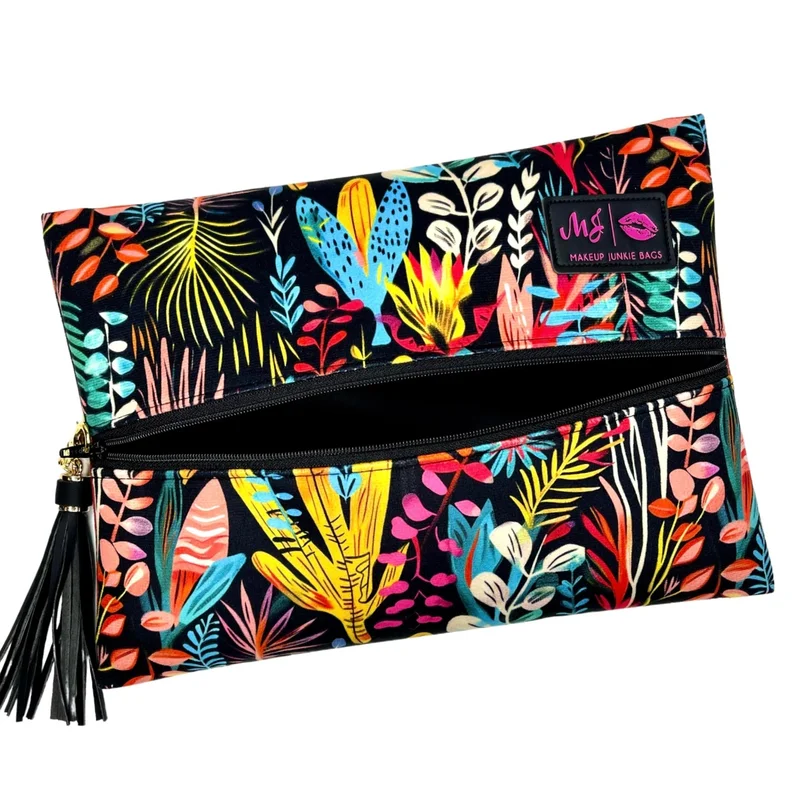 piratesandpearlsboutique6294409