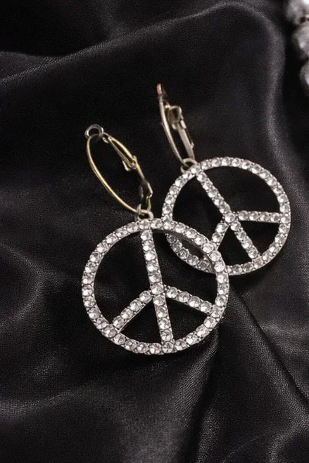 piratesandpearlsboutique6295354