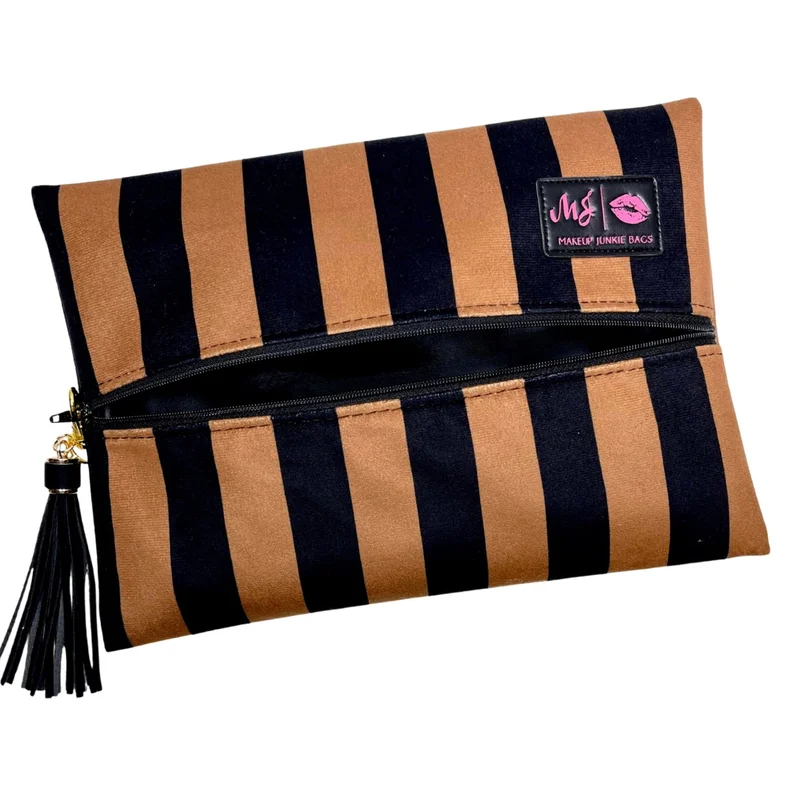 piratesandpearlsboutique6333650