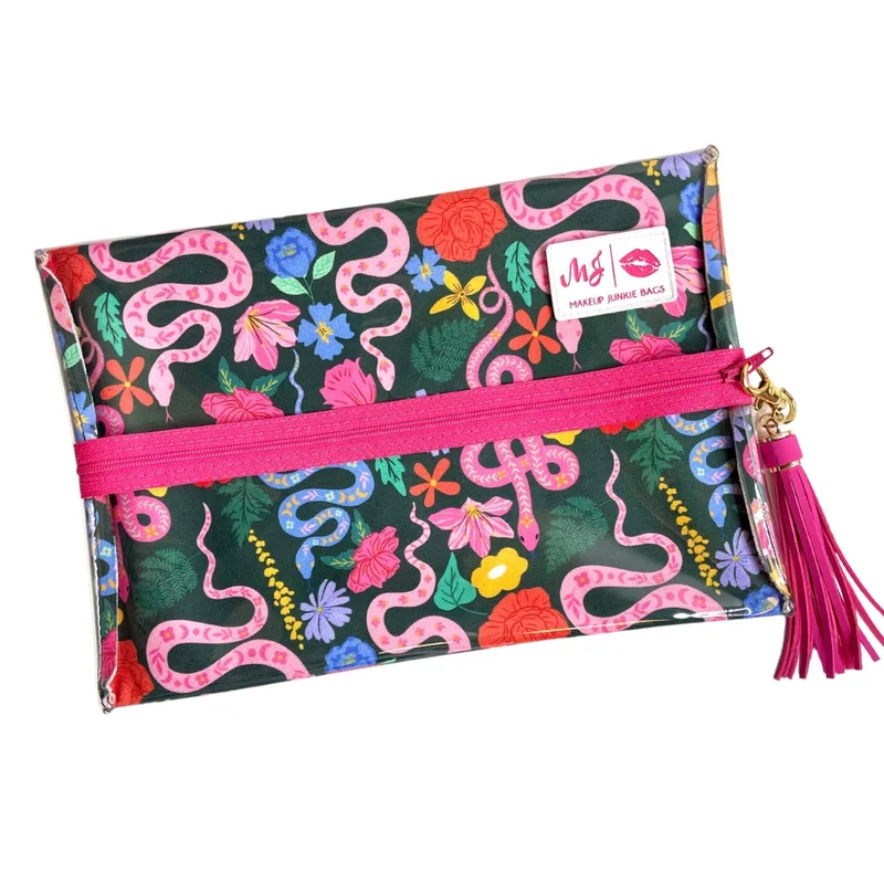 piratesandpearlsboutique6336286