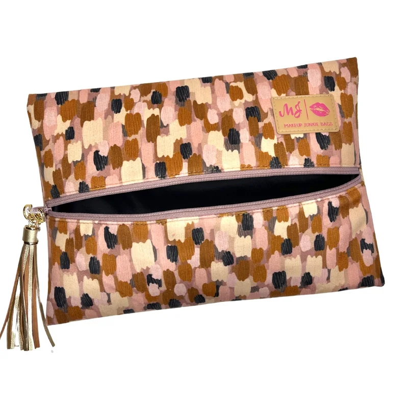 piratesandpearlsboutique6355010